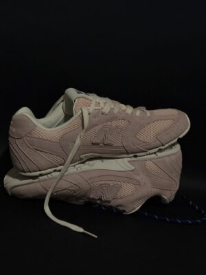 New Balance 530 x Miu Miu