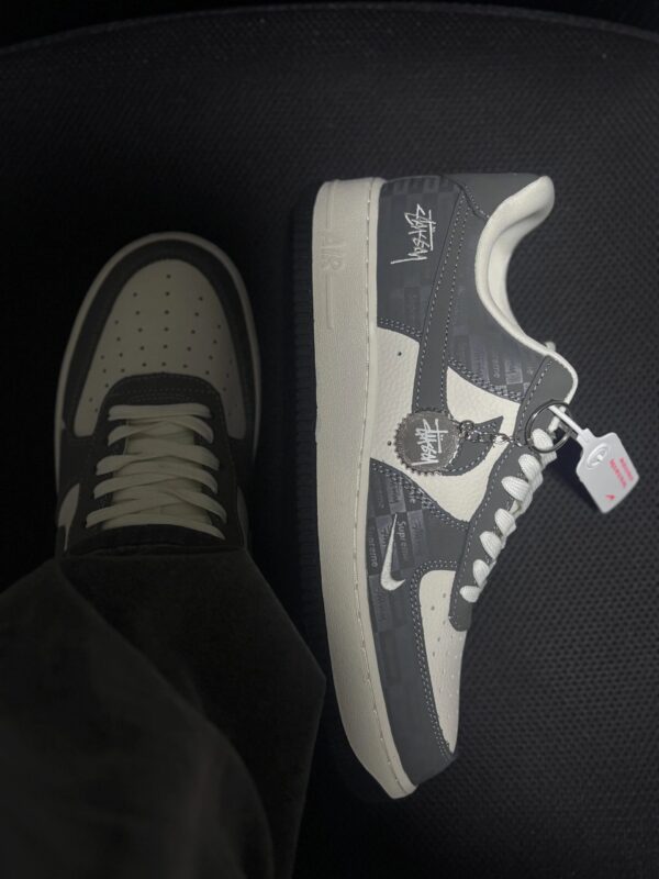 Nike Air Force x Stüssy x Supreme