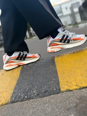 ADISTAR JELLYFISH PHARREL WILLIAMS “Focus Olive Orange” ADISTAR JELLYFISH PHARREL WILLIAMS “Focus Olive Orange”