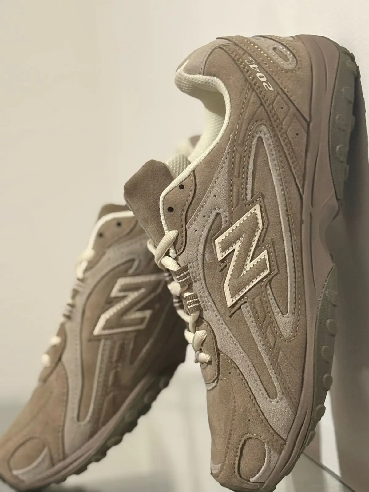 New Balance tenis 204L Mushroom/Arid Stone