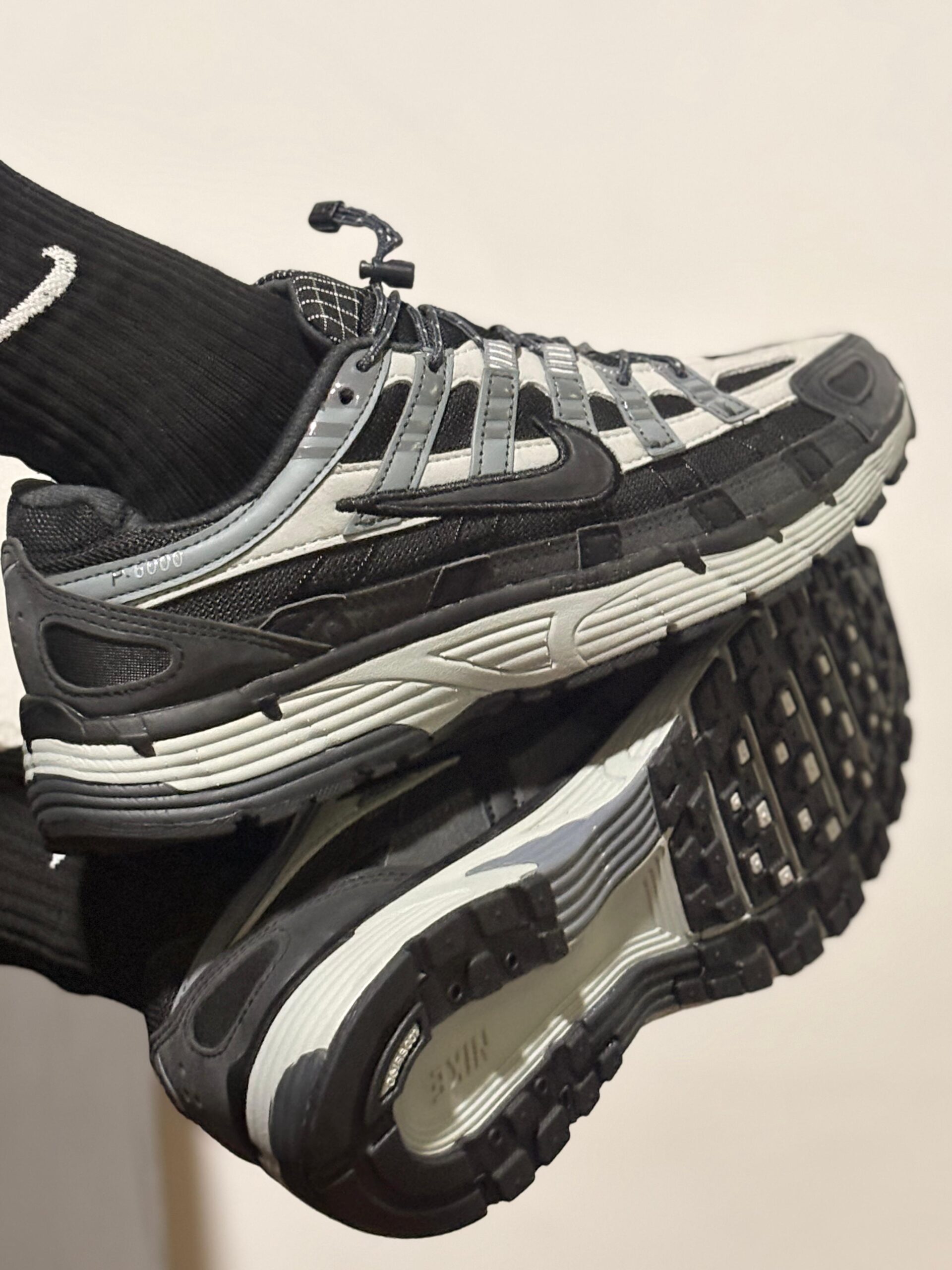 Nike P-6000 Anthracite/Black/Smoke Grey