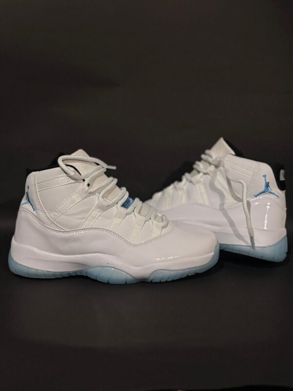 f6ebab70-608f-46ab-8fdd-b1a1c06c6ab1 Jordan 11 Retro "Legend Blue"